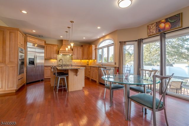 53 Princeton Ave, Woodbridge Twp., NJ 07067