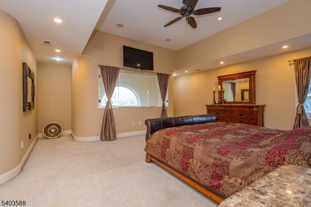 53 Princeton Ave, Woodbridge Twp., NJ 07067