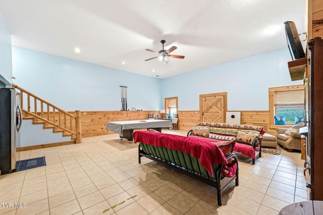 308 Walnut Mountain Farm Loop, Hampton, TN 37658