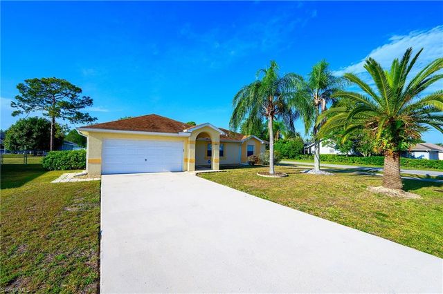 2519 6th ST W, Lehigh Acres, FL 33971