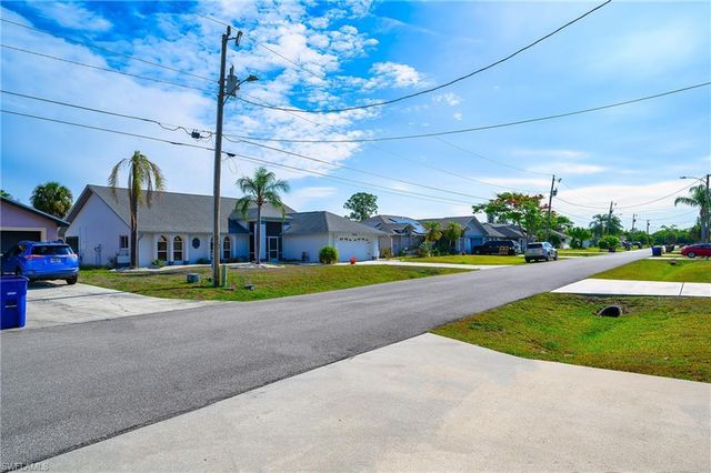 2519 6th ST W, Lehigh Acres, FL 33971