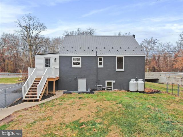 4130 SCOTLAND MAIN ST, Chambersburg, PA 17202