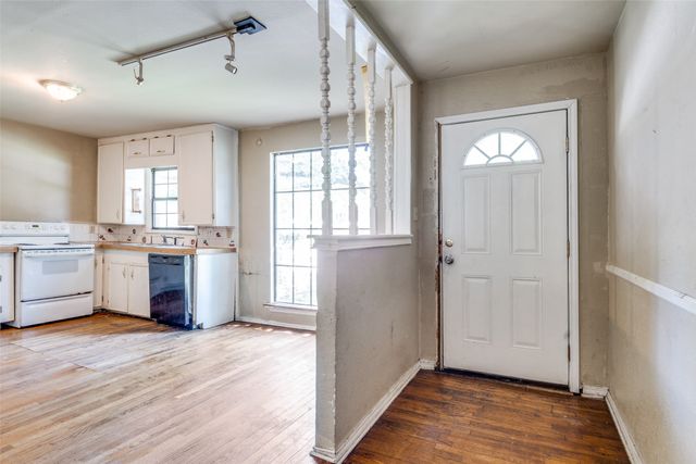 711 W State Street, Terrell, TX 75160