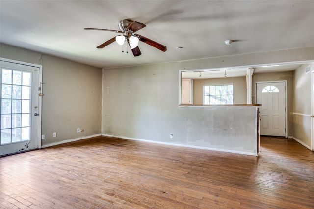 711 W State Street, Terrell, TX 75160