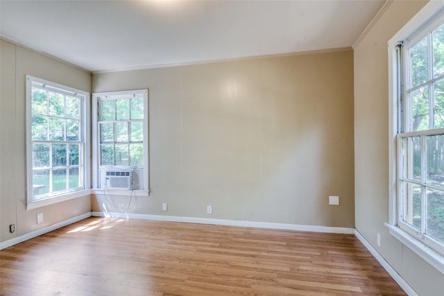 711 W State Street, Terrell, TX 75160