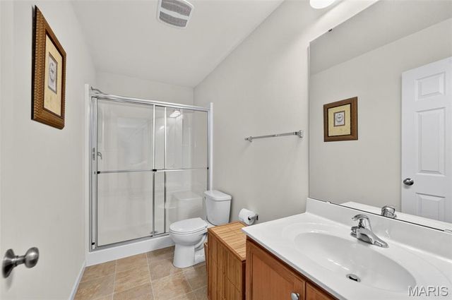 4009 Broad Street, St Charles, MO 63301