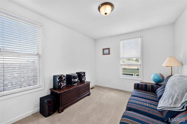 4009 Broad Street, St Charles, MO 63301