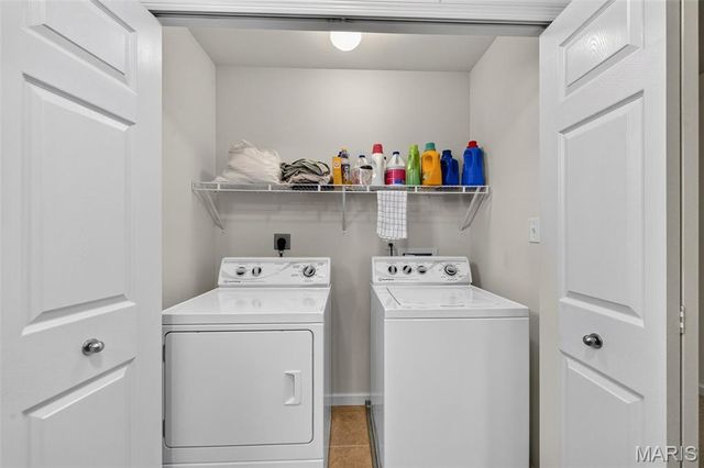 4009 Broad Street, St Charles, MO 63301