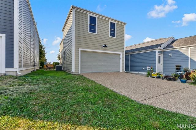 4009 Broad Street, St Charles, MO 63301