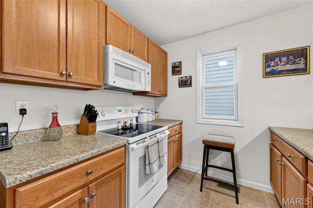 4009 Broad Street, St Charles, MO 63301