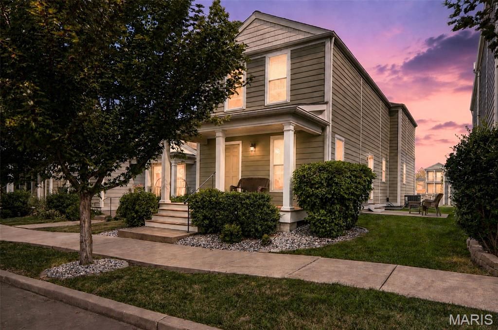 4009 Broad Street, St Charles, MO 63301