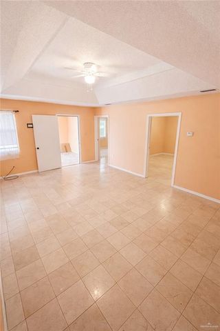 616 W Diamond Head Avenue, Mission, TX 78573