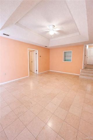 616 W Diamond Head Avenue, Mission, TX 78573