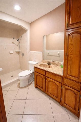 616 W Diamond Head Avenue, Mission, TX 78573