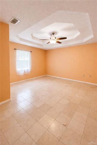 616 W Diamond Head Avenue, Mission, TX 78573