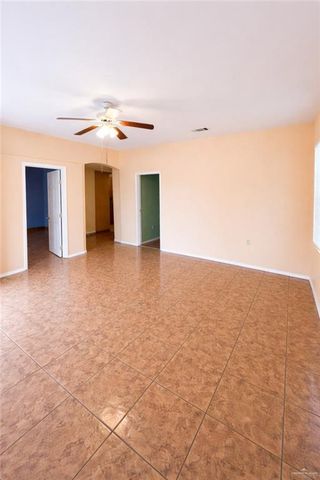 616 W Diamond Head Avenue, Mission, TX 78573