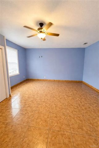 616 W Diamond Head Avenue, Mission, TX 78573
