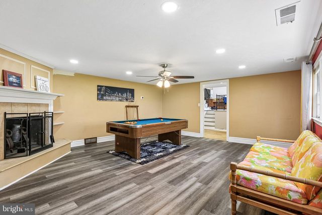 2595 EASTWOOD DR, York, PA 17402