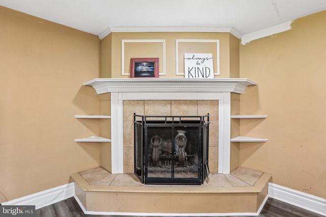 2595 EASTWOOD DR, York, PA 17402