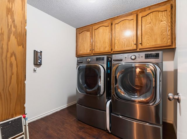 7304 Shady Hollow Lane, North Richland Hills, TX 76182