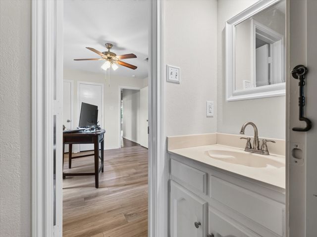 7304 Shady Hollow Lane, North Richland Hills, TX 76182