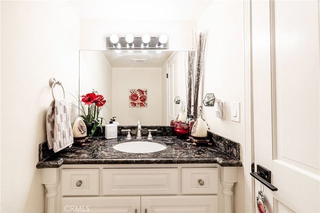 29015 Garden Oaks Court, Agoura Hills, CA 91301