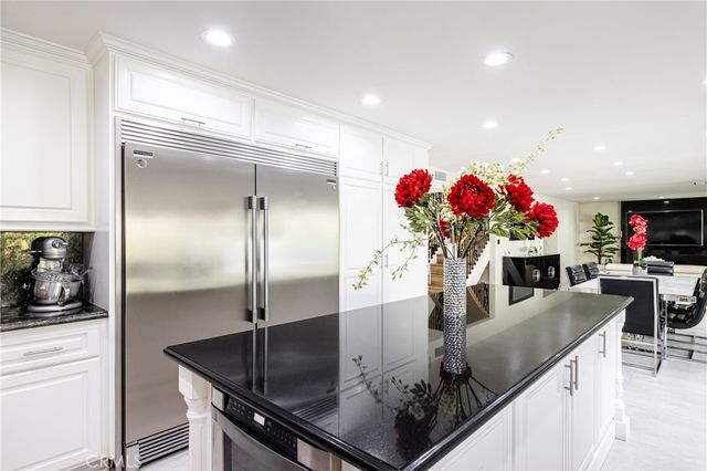 29015 Garden Oaks Court, Agoura Hills, CA 91301