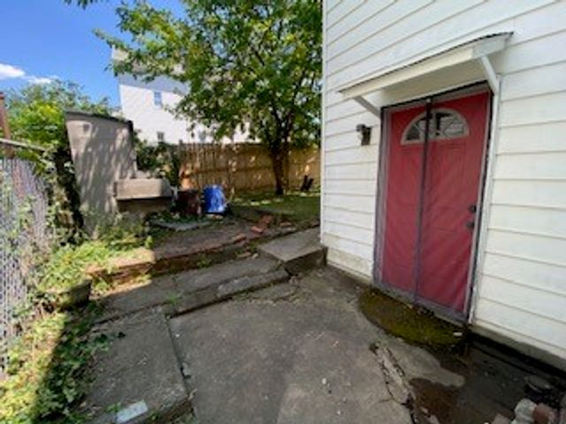 346 BOGGS AVE 1, Mt Washington, PA 15211