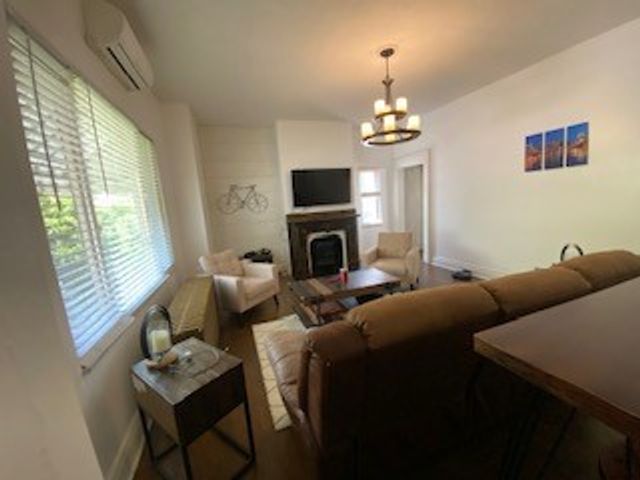 346 BOGGS AVE 1, Mt Washington, PA 15211