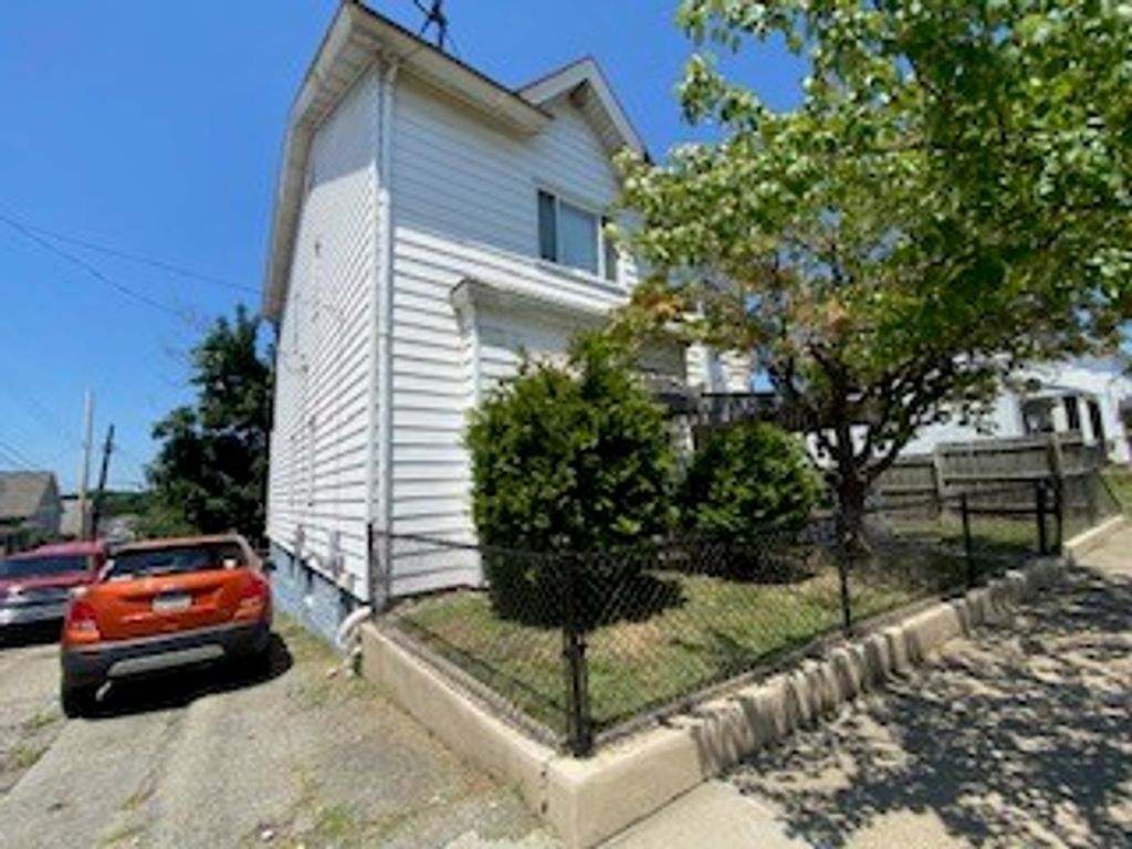 346 BOGGS AVE 1, Mt Washington, PA 15211
