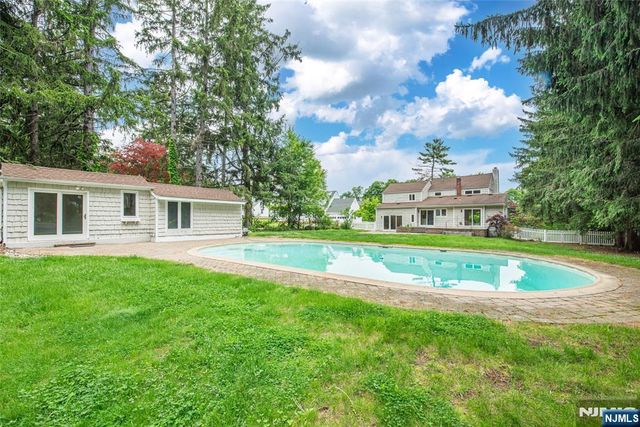 163 Sand Spring Road, Harding Township, NJ 07960