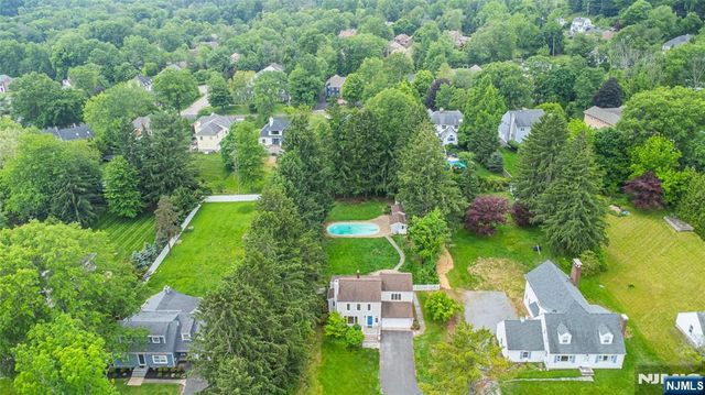 163 Sand Spring Road, Harding Township, NJ 07960