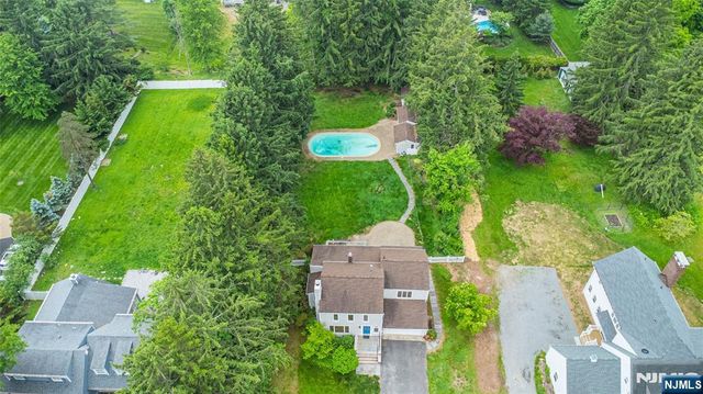 163 Sand Spring Road, Harding Township, NJ 07960