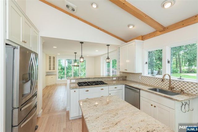 163 Sand Spring Road, Harding Township, NJ 07960