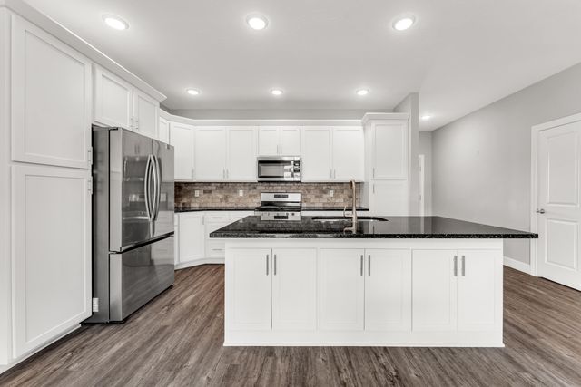 628 N Lincoln Court, Ozark, MO 65721