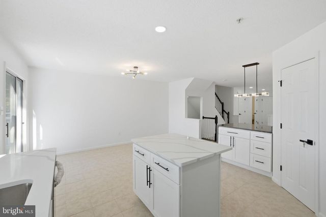 10 COTTAGE FIELD CT, Germantown, MD 20874