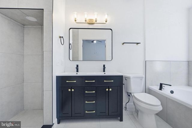 10 COTTAGE FIELD CT, Germantown, MD 20874