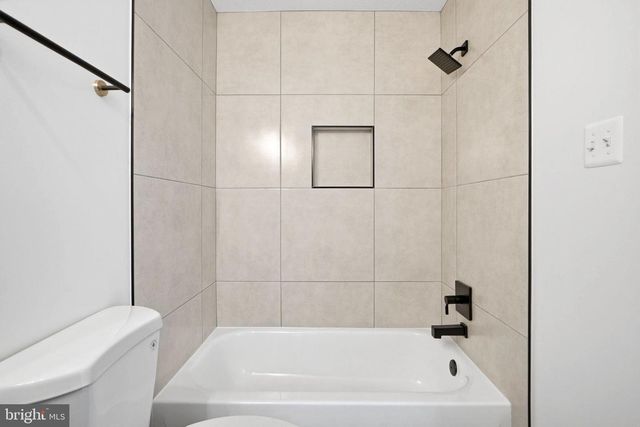 10 COTTAGE FIELD CT, Germantown, MD 20874