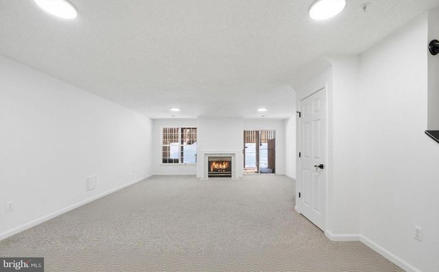 10 COTTAGE FIELD CT, Germantown, MD 20874