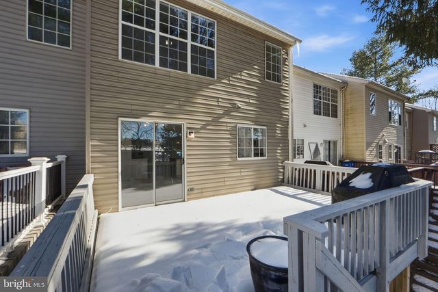 10 COTTAGE FIELD CT, Germantown, MD 20874