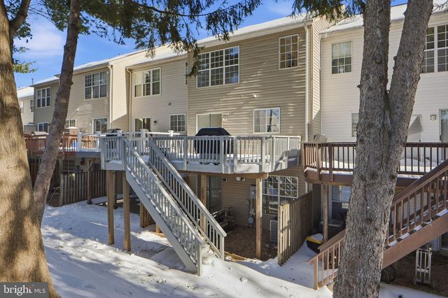 10 COTTAGE FIELD CT, Germantown, MD 20874