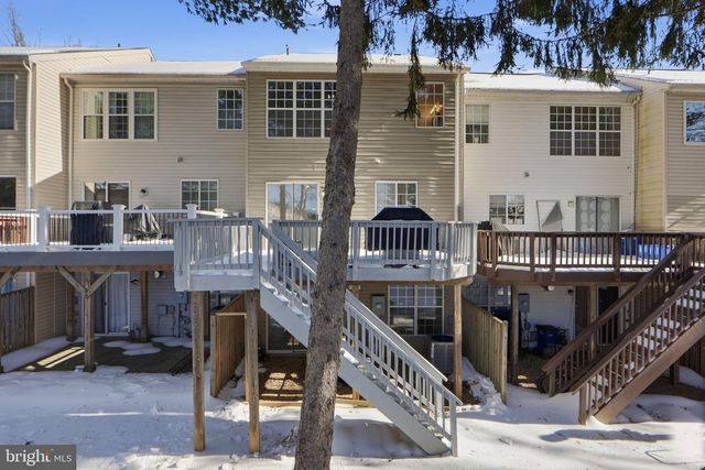 10 COTTAGE FIELD CT, Germantown, MD 20874