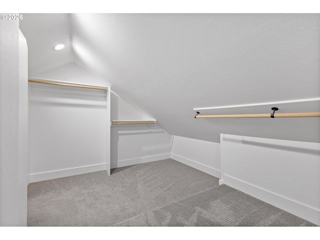 31373 Sw CHIA Loop, Wilsonville, OR 97070