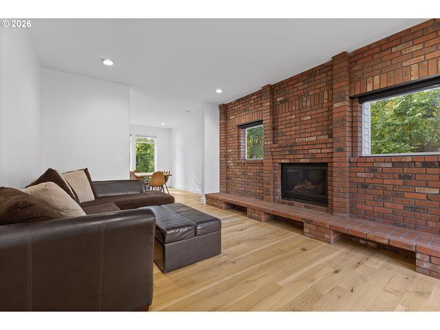 31373 Sw CHIA Loop, Wilsonville, OR 97070