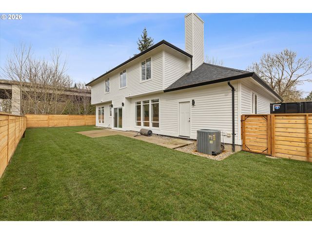 31373 Sw CHIA Loop, Wilsonville, OR 97070