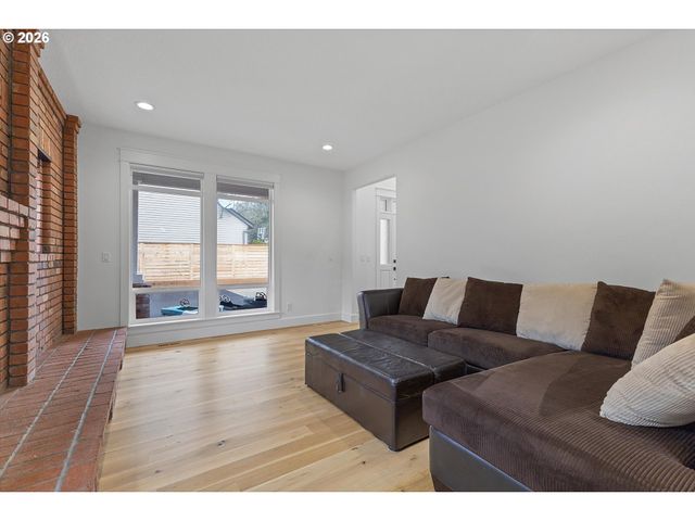 31373 Sw CHIA Loop, Wilsonville, OR 97070