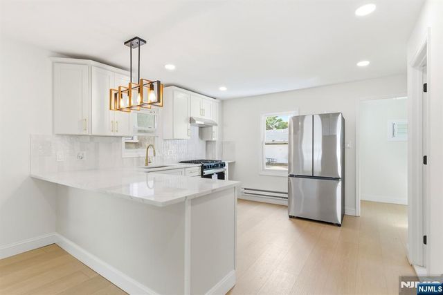471 Burnside Street, Orange, NJ 07050