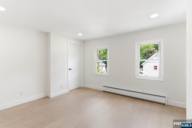 471 Burnside Street, Orange, NJ 07050