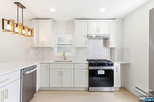 471 Burnside Street, Orange, NJ 07050