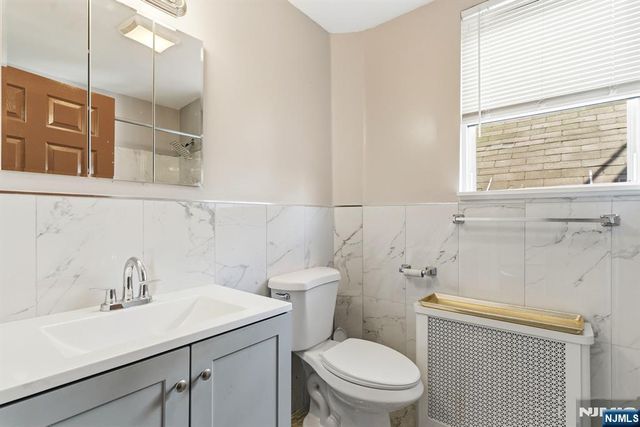 471 Burnside Street, Orange, NJ 07050